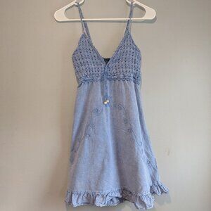 Dainty babydoll detailed blue mini dress size M